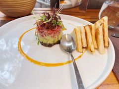 牛肉塔塔配牛油果黑橄榄酱-Solo(衡山路店)