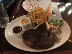-db Bistro & Oyster Bar by Daniel Boulud(滨海湾金沙店)