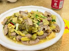 酸菜炒粉肠-龙记烤鸭店(新民路店)
