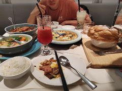 -港丽餐厅(高德置地店)