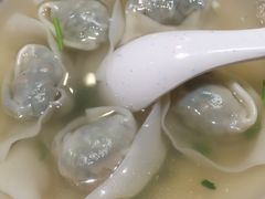 荠菜猪肉馄饨-南城香·饭香串香馄饨香(青年路店)