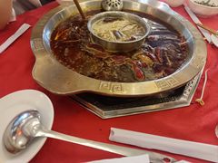 -山城年华老火锅(玉林店)