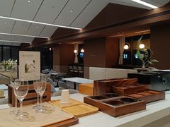 -上海虹桥中心爱琴海亚朵S酒店