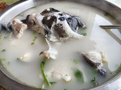 -雪湖煜辰鱼头老店(雪野湖店)
