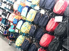 -迪卡侬(西三旗店)