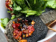 -黑色经典臭豆腐·湖南特产(步行街店)