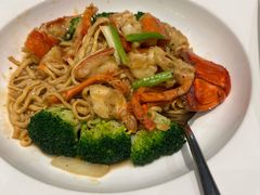 -万龙洲海鲜(大兴绿地缤纷城店)