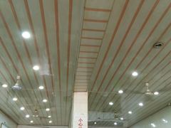 -花溪王记牛肉粉(四季花溪商场店)