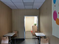 -华莱士·全鸡汉堡(财经学院店)