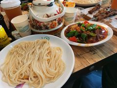 -歹歹的加个面过油肉拌面