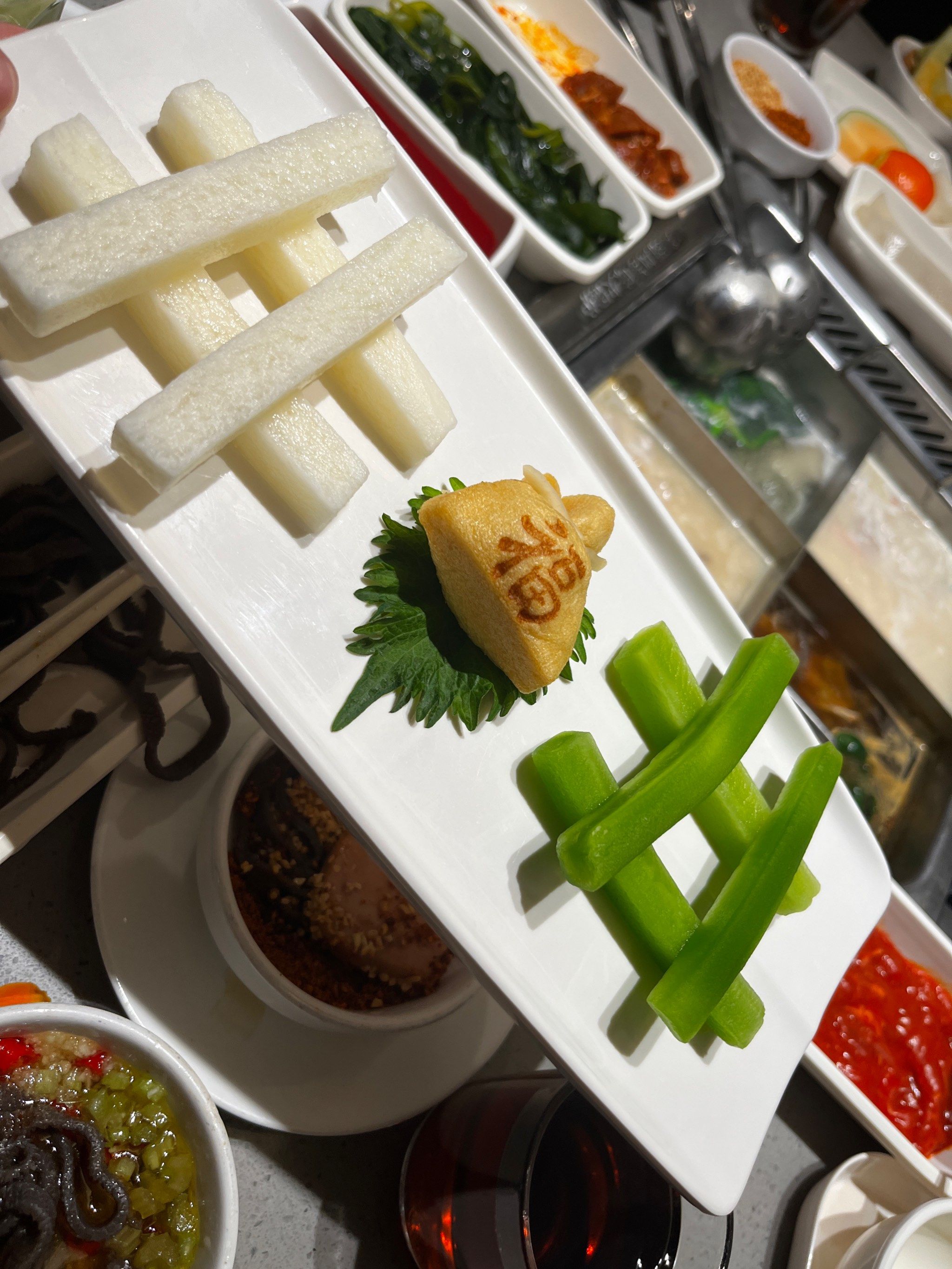 怎能不爱海底捞呢!有东西他是真送啊!