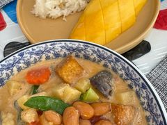 -卷心菜和避孕套餐厅(Pattaya)