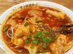 -螺小胖柳州螺蛳粉(钟楼总店)