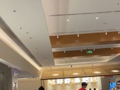 -肥肥虾庄·金牌油焖大虾(汉口城市广场店)