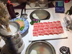 -泓炙颐凤鲜海鲜火锅料理(桐乡店)