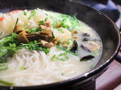 -蒙小妹骨汤饭.米线(新光路店)