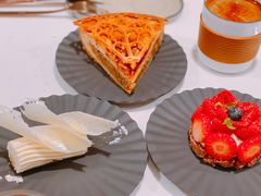 -潮一不贰·法式甜品·生日蛋糕·西式简餐(外滩店)