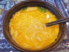 -桥香园过桥米线(国贸店)