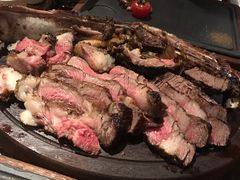 -恰餐厅及酒吧 CHAR Bar & Grill (北京丽都皇冠假日店)