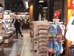 -西西弗书店&矢量咖啡(凯德晶萃广场店)