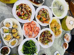 -四川小胡子海鲜(丁村万人海鲜广场店)