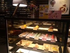 面包甜点陈列柜-麦当劳(西单明珠店)