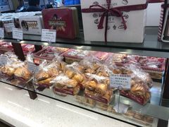 -红宝石·鲜奶小方·海派西点房(浦三店)