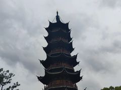 -龙华寺
