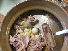 -鑫悦楼煎蟹·16年海鲜大排档