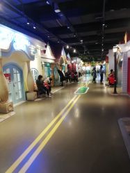 -点点梦想城(鑫苑都汇店)