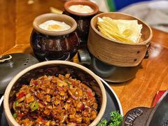 传统黑三剁配薄饼-雀舞云南菜(天津天河城购物中心店)