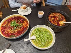 -万重锦·人文川菜馆(骡马市店)