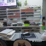 会根据你的气质推荐美甲的款式