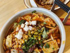 -丽丽三鲜螺蛳粉(田林路店)