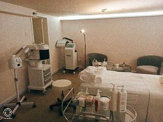 -JNK皮肤管理中心