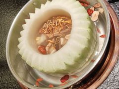 -得意咚瓜·顺德鱼生·冬瓜火锅(深圳首店)