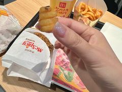 -麦当劳(展览路店)