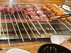 -哈尔滨小酒馆·鲜肉现穿自助烧烤(康新花园店)