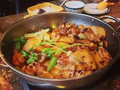 干锅牛蛙-蛙蛙叫干锅年代(簋街总店)