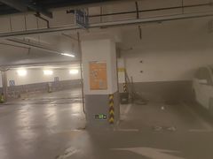 -上海交通大学医学院附属新华医院-停车场