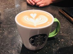 -星巴克臻选(福州东百中心分店)