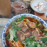 空港廣場市場旁的寶藏麵店