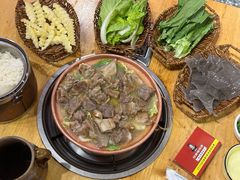 -阿婆情腊排骨火锅(金虹路店)