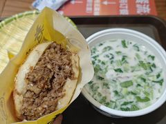 -穆得·老周家牛肉烧饼(普利街店)