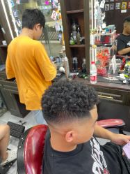 -Barber潮先生男士理发店