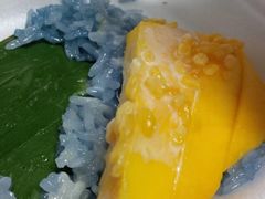 -芒果糯米饭摊子