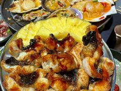 -围炉肉舍•炭烤活鳗•丹东海鲜烤肉(步行街店)