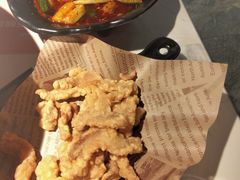 -桂二老坛酸菜鱼(三街两巷店)