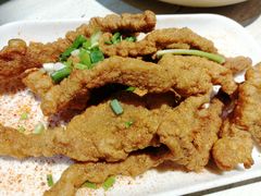 -爆炸头阿姨小四川正宗川味小吃(无任何分店)