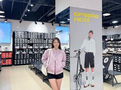 -王府井奥莱临潼小镇(临潼店)
